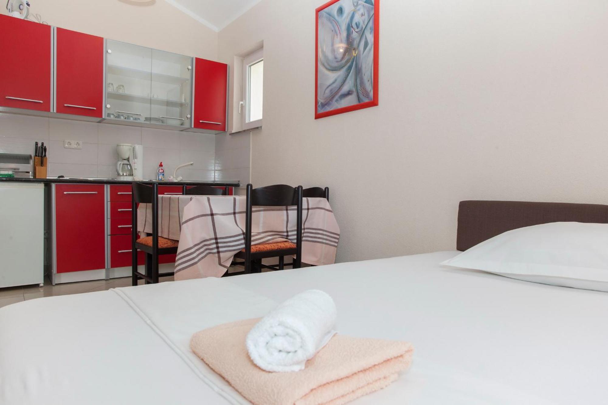 Apartments Damjanovic Makarska Pokój zdjęcie
