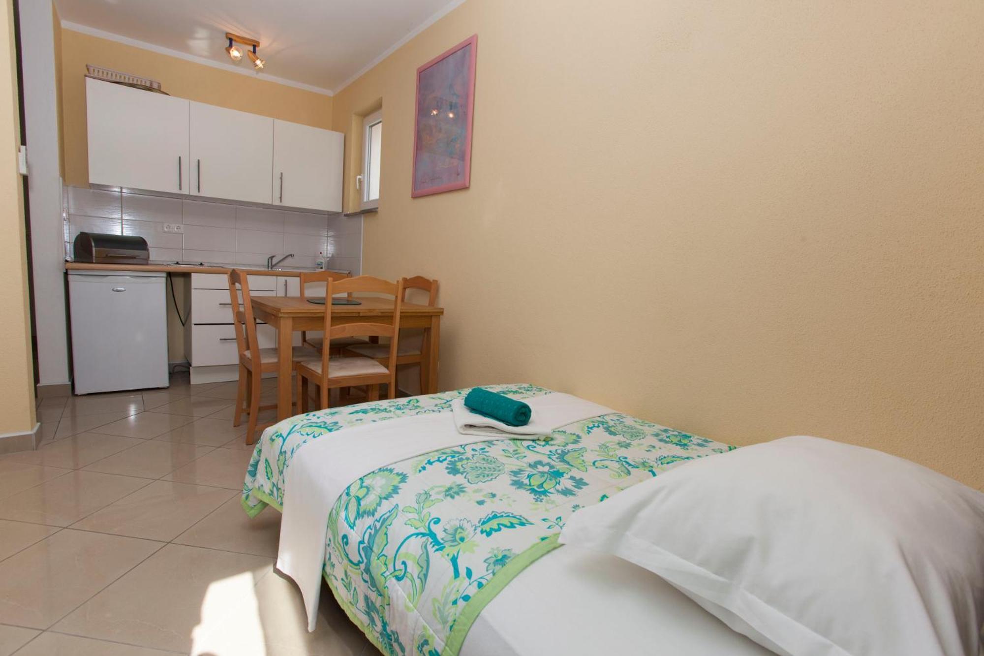 Apartments Damjanovic Makarska Pokój zdjęcie