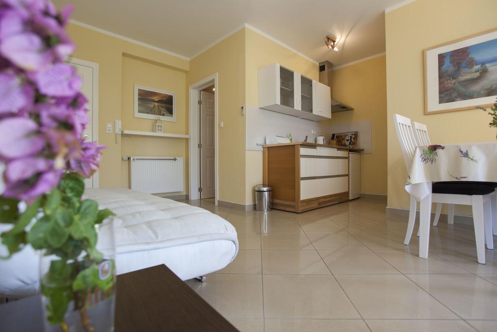 Apartments Damjanovic Makarska Zewnętrze zdjęcie