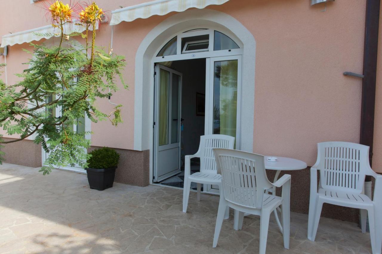 Apartments Damjanovic Makarska Pokój zdjęcie