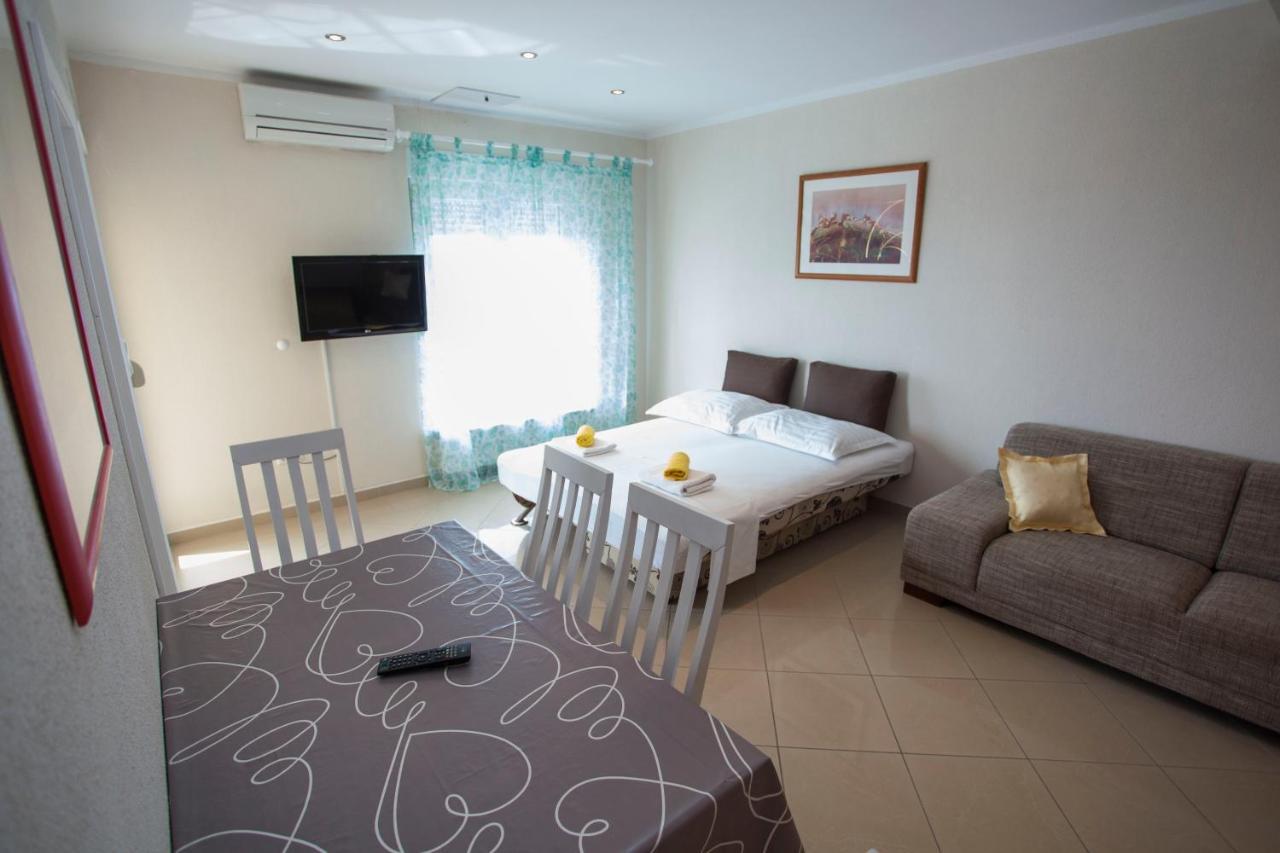 Apartments Damjanovic Makarska Zewnętrze zdjęcie